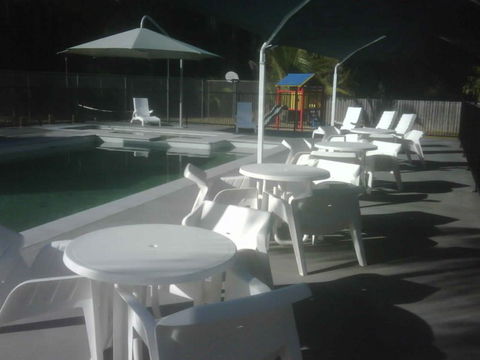 L'Amor Holiday Apartments - Accommodation Mount Tamborine 5