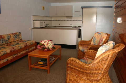 Sky View Coastal Luxury Units - Accommodation Mount Tamborine 3