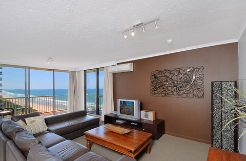 Boulevard Towers - Accommodation Mount Tamborine 3