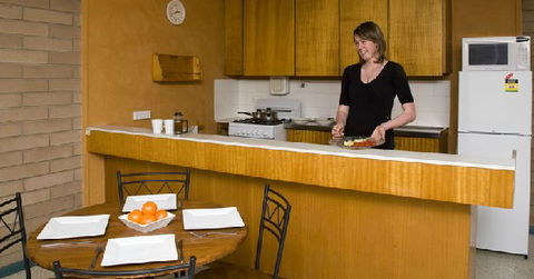 Hillsview Tourist Apartments - Accommodation Mount Tamborine 3