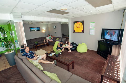 Islander Resort Hotel - Accommodation Mount Tamborine 2