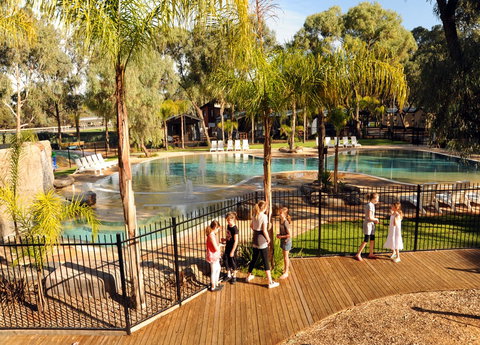BIG4 Renmark Riverfront Caravan Park - Accommodation Mount Tamborine 0