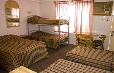 White Gum Motel - Accommodation Mount Tamborine 4