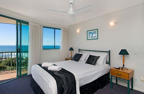 Key Largo Maroochydore - Accommodation Mount Tamborine 2