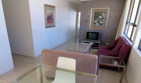 Promenade Apartments - Accommodation Mount Tamborine 2