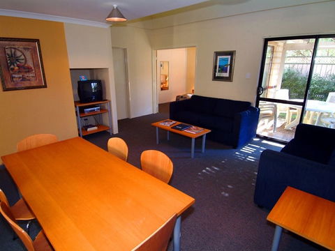 Amalfi Resort - Accommodation Mount Tamborine 2