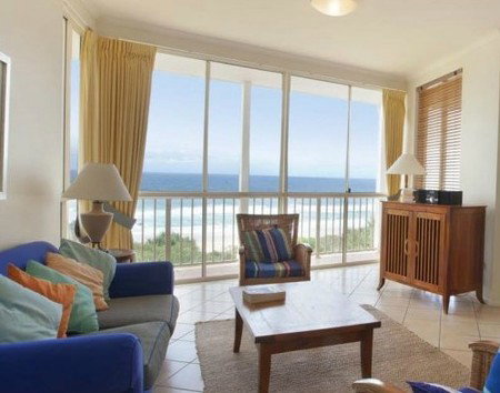 Whale Watch Ocean Beach Resort - Accommodation Mount Tamborine 0