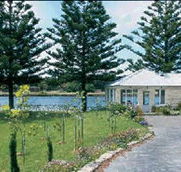 The Douglas - Accommodation Mount Tamborine