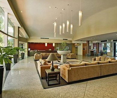 Holiday Inn Cairns - Accommodation Mount Tamborine 3