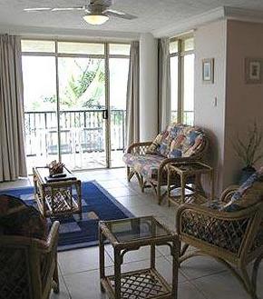 Bayview Beach Holiday Apartments - Accommodation Mount Tamborine 3