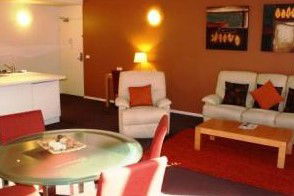 Best Western Riverside Apartments - Accommodation Mount Tamborine 3