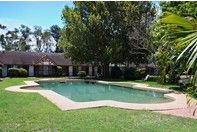 Sir Francis Drake - Accommodation Mount Tamborine 2