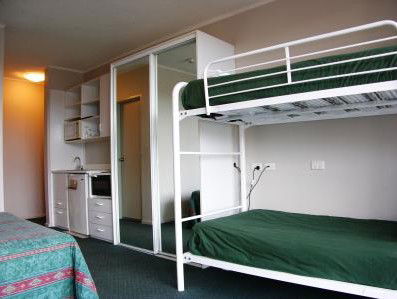 Addisons On Anzac - Accommodation Mount Tamborine 5