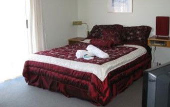 Festival Motor Inn - Accommodation Mount Tamborine 4