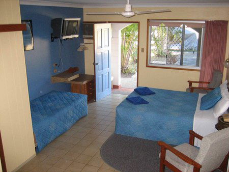 Paradise Court Holiday Units - Accommodation Mount Tamborine 1