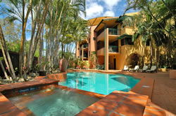 Bermuda Villas - Accommodation Mount Tamborine 0