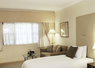 The Hills Lodge Boutique - Accommodation Mount Tamborine 1