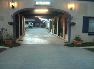 Golden Harvest Motel - Accommodation Mount Tamborine 2