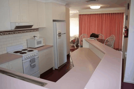Clifford Park Holiday Motor Inn - Accommodation Mount Tamborine 3