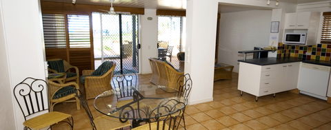 Sandcastles On The Beach At Bargara - Accommodation Mount Tamborine 5
