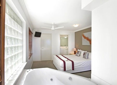 Watermark Resort - Accommodation Mount Tamborine 2