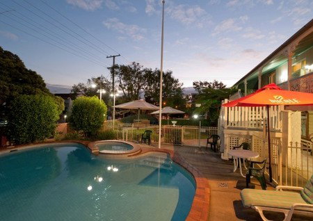 Aabon Holiday Apartments & Motel - Accommodation Mount Tamborine 1
