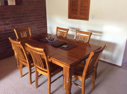 Cleveland Visitor Villas Motel & Shailer Park Garden Villas - Accommodation Mount Tamborine 1