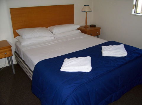 Beaches On Wave Street - Accommodation Mount Tamborine 2