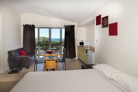 Observatory Holiday Apartments - Accommodation Mount Tamborine 2