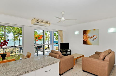 Agincourt Beachfront Apartments - Accommodation Mount Tamborine 6