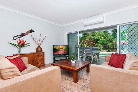 The Villas Palm Cove - Accommodation Mount Tamborine 1