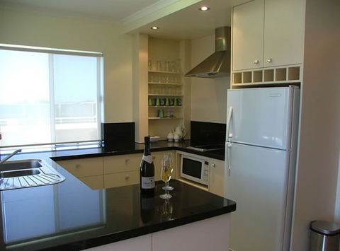 Burlington Holiday Apartments - Accommodation Mount Tamborine 3