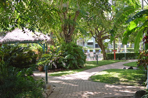 Cairns Beach Resort - Accommodation Mount Tamborine 0