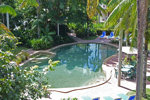 Cairns Beach Resort - Accommodation Mount Tamborine 2