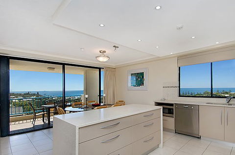 Burgess @ Kings Beach Apartments - Accommodation Mount Tamborine 1