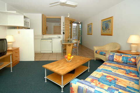 The Beach Club Resort - Mooloolaba - Accommodation Mount Tamborine 1