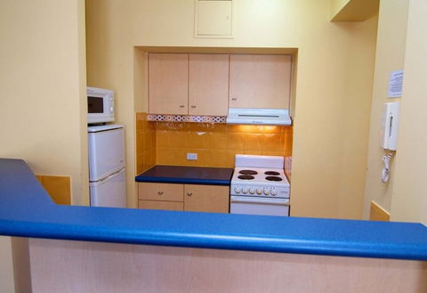 Aruba Surf Resort - Accommodation Mount Tamborine 1