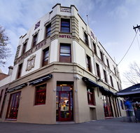 The Limerick Arms Hotel - Accommodation Mount Tamborine
