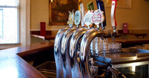 GILBERT STREET HOTEL - Accommodation Mount Tamborine 0
