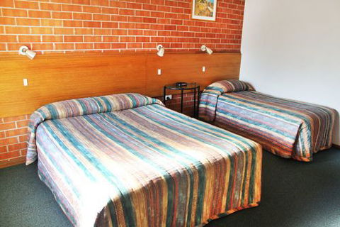 Catalina Motel Lake Macquarie - Accommodation Mount Tamborine 5