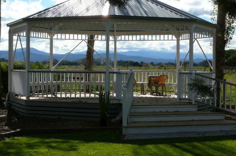 Happydays Accommodation Motor Inn - Accommodation Mount Tamborine 8