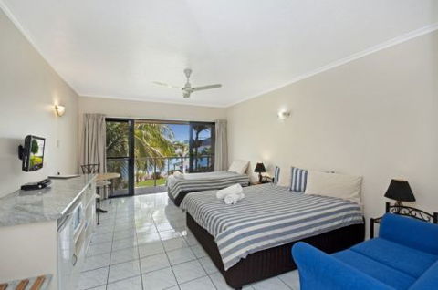 Hinchinbrook Marine Cove Motel - Accommodation Mount Tamborine 0