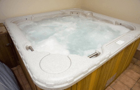 The Grand Apartments - Accommodation Mount Tamborine 5