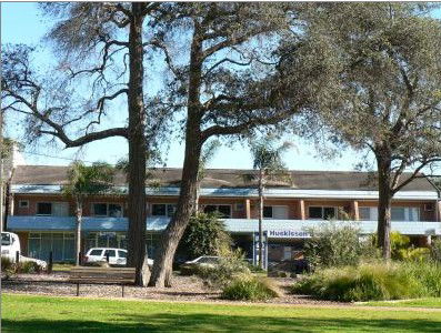 Huskisson Beach Motel - Accommodation Mount Tamborine 0