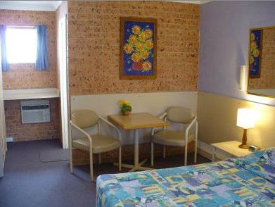 Huskisson Beach Motel - Accommodation Mount Tamborine 2