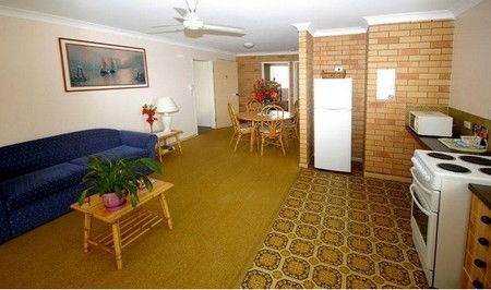 Beachlander Holiday Apartments - Accommodation Mount Tamborine 1