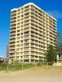 Breakers North Beachfront Apartments - Accommodation Mount Tamborine 1
