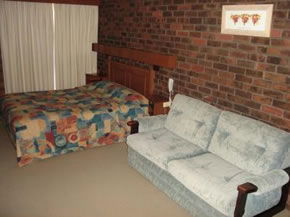 Two Rivers Motel - Accommodation Mount Tamborine 3