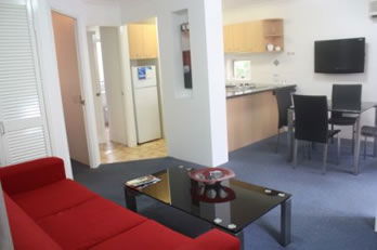 Montego Sands - Accommodation Mount Tamborine 0