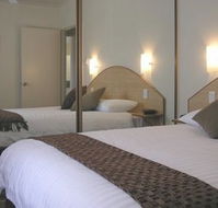 Bay Beach Motel - Accommodation Mount Tamborine